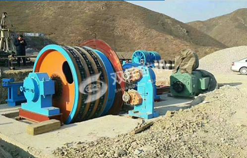 1652081469611738.jpg 多繩摩擦提升機2.jpg